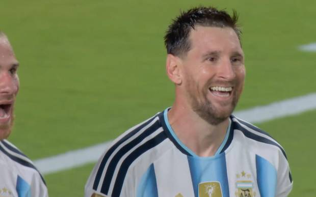 Messi schreibt Geschichte! Hier zieht er mit Klose gleich