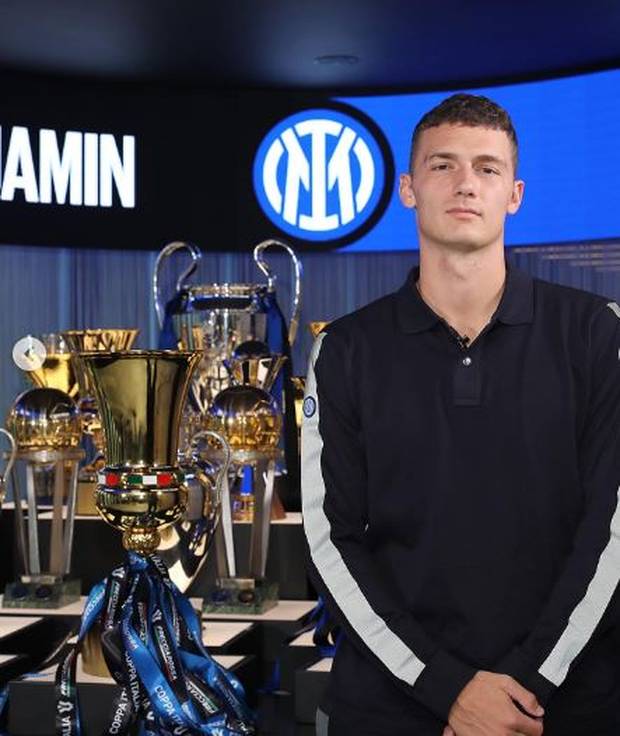 Pavard wendet sich an Bayern-Fans
