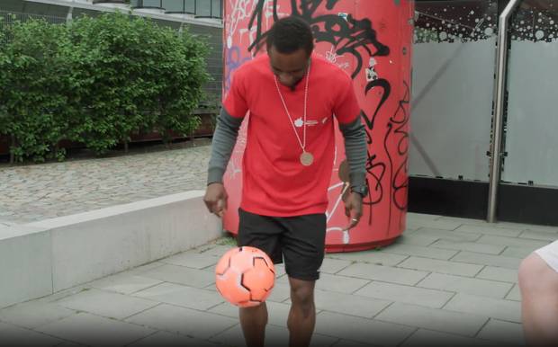 „Auf 'ne Coke“: Felix Kroos trifft Fußballer bei Special Olympics World Games