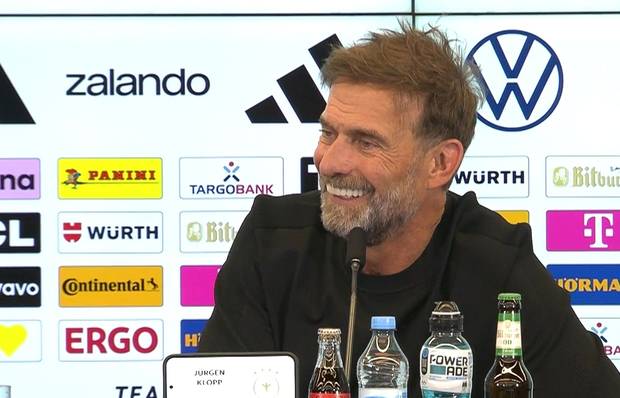 Mit dieser Aussage sorgt Klopp für den ersten Lacher