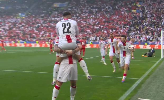 EM-Krimi mit zwei Leverkusen-Stars