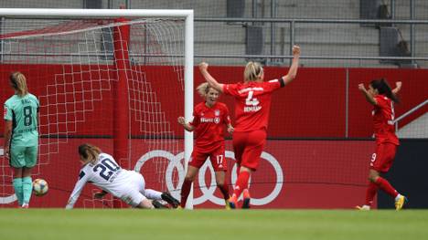 Die Bayern-Frauen stellten gegen Hoffenheim spät die Weichen auf Sieg
