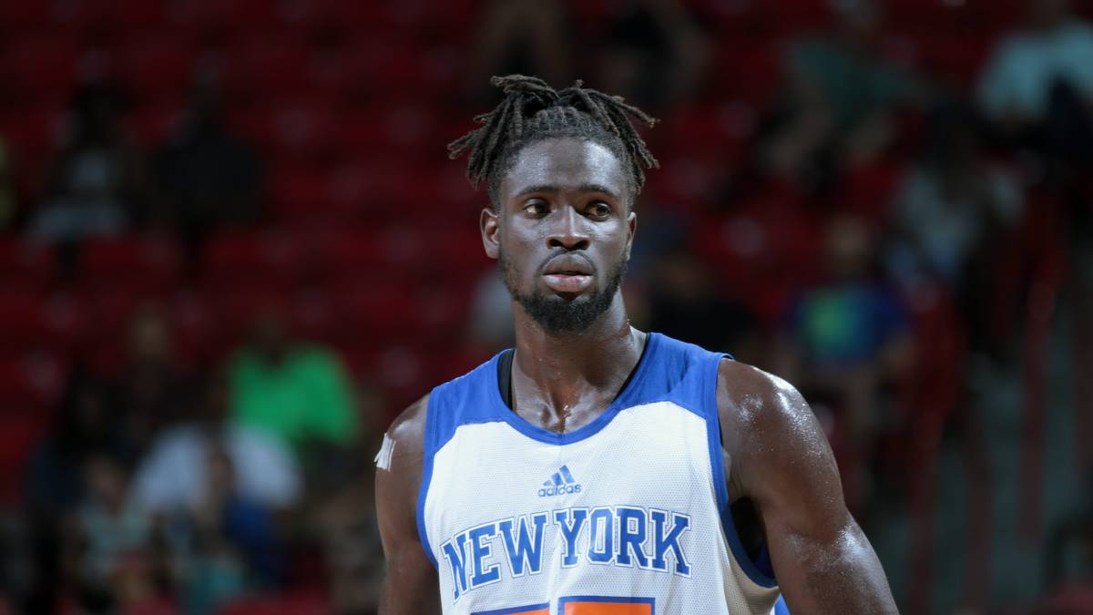 Maurice Ndour (Power Forward) - Rookie - Der gebürtige Senegalese macht in der Summer League auf sich aufmerksam, nachdem er zuvor im Draft nicht berücksichtigt wird. In fünf Spielen der Sommerliga für die New York Knicks erzielt der 23-Jährige im Schnitt 9,6 Punkte und 4,8 Rebounds