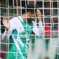 Wegen einer Erkältung steht bei Werder Bremen der Einsatz von Mittelfeldspieler Leonardo Bittencourt am Samstag gegen den VfL Wolfsburg auf der Kippe.