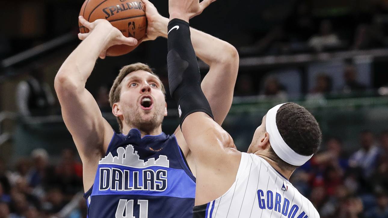 Mavs verlieren bei Nowitzki-Show