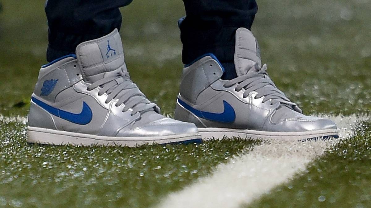 Die Schuhe sind dagegen alles andere als unauffällig. Wer weiß, vielleicht werden diese Treter ja Effenbergs neue Glücksschuhe