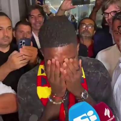 Freudentränen bei Umtiti: Ex-Barca-Star heult bei Lecce-Empfang 