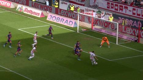 Die Highlights und alle Tore der Partie zwischen dem SC Freiburg und RB Leipzig vom 34. Spieltag der Fußball-Bundesliga im Video.