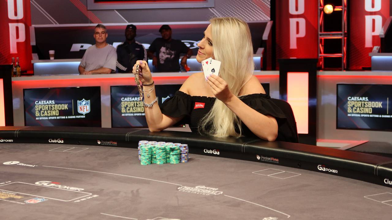 Jessica Teusl nach ihrem WSOP-Sieg