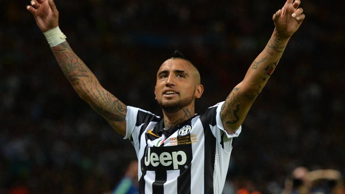 PLATZ 19: Arturo Vidal spielte und fightete sich bei Juventus Turin auf den Wunschzettel der Münchener. Zur Saison 2015/16 kam er für 37 Millionen Euro zum FC Bayern