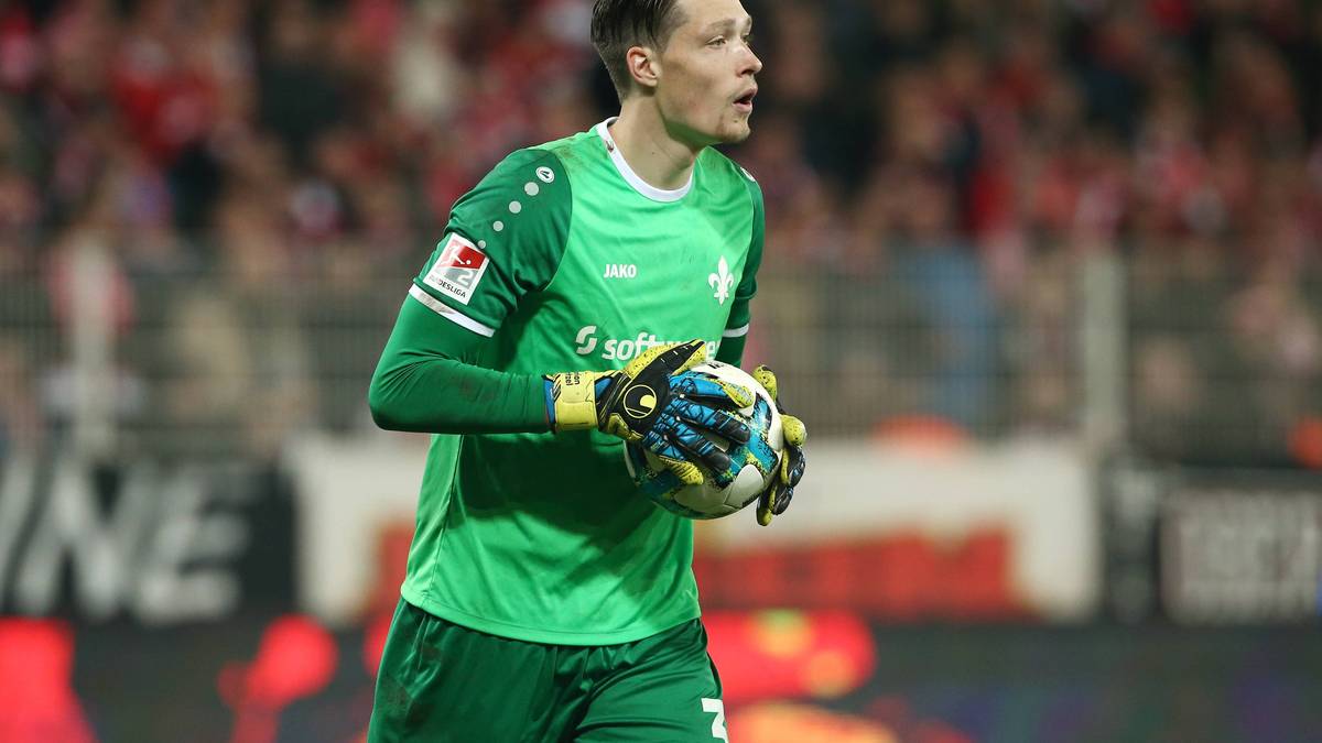 PLATZ 29: Florian Stritzel (Darmstadt 98): Weisse Westen: 0 - Gegentore: 3