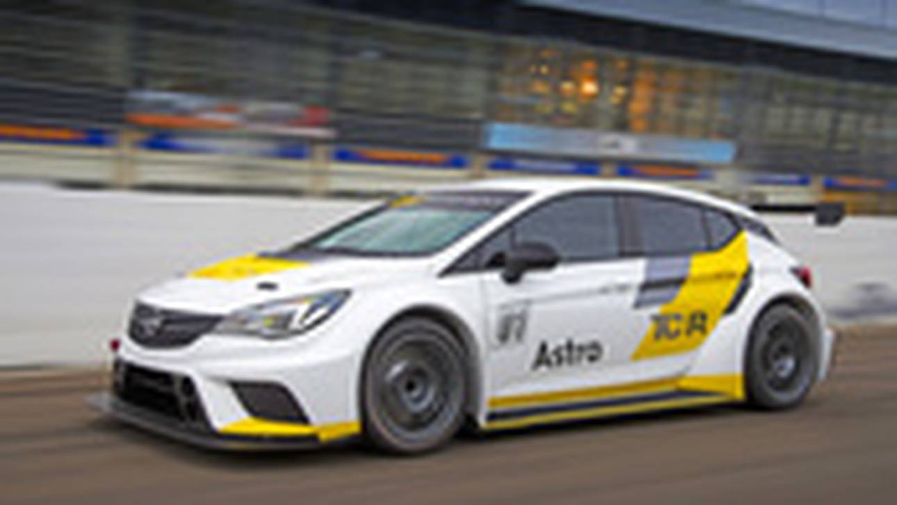 Opel gibt sein TCR-Debüt