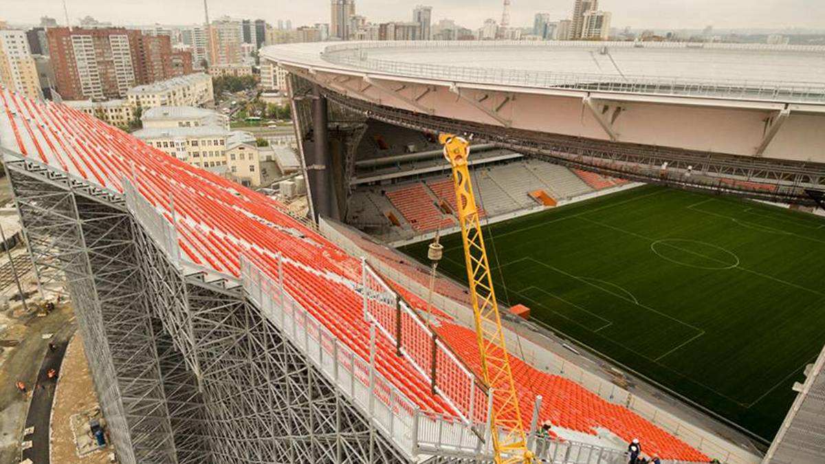 Dieses Stadion in Jekaterinburg sorgte im vergangenen Sommer für Aufsehen