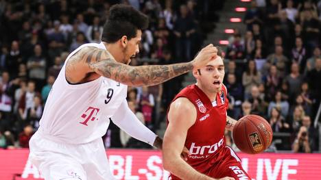 Telekom Baskets Bonn v Brose Bamberg - easyCredit BBL