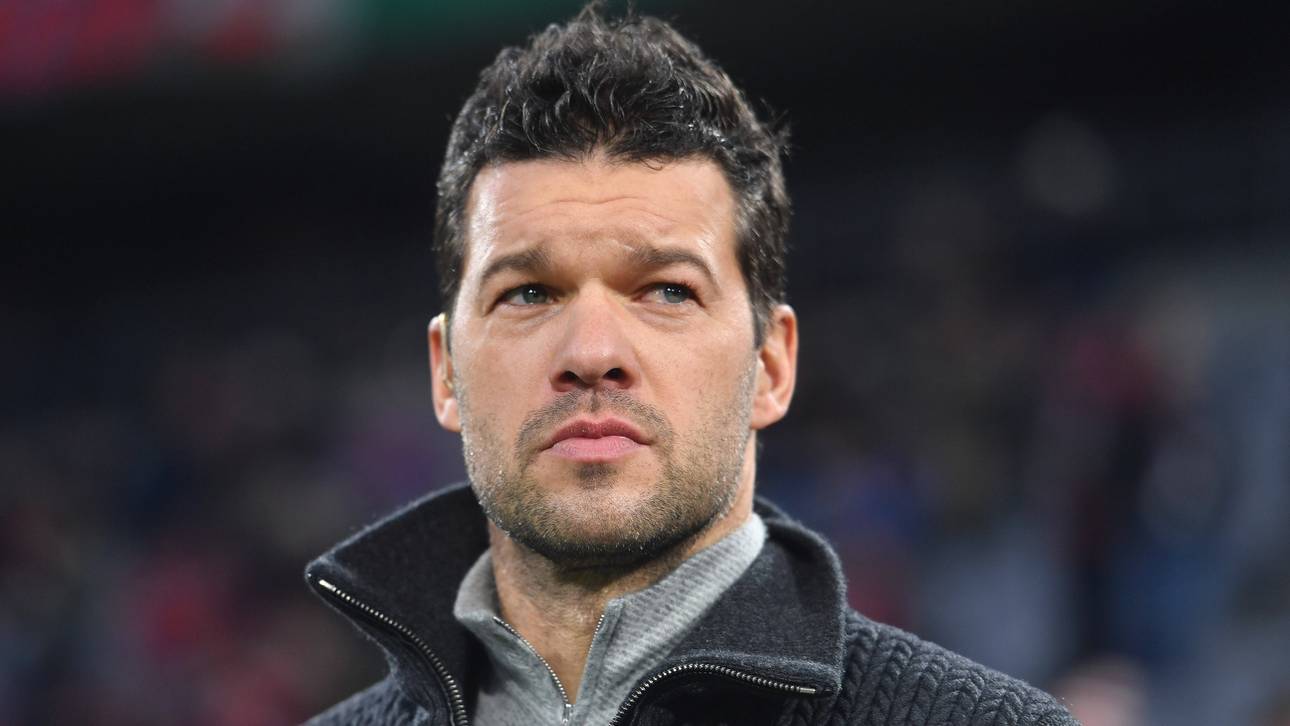Ballack zurück im Fußball-Business