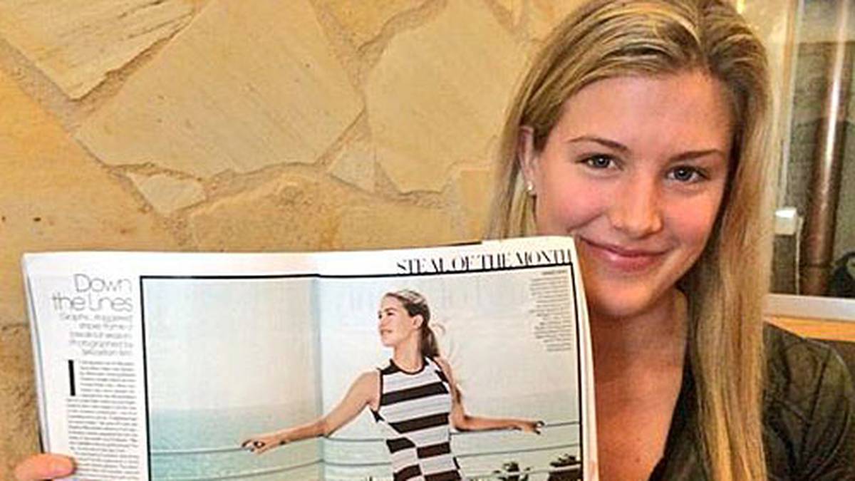 In ihrer Freizeit ist die 1,78m große Blondine eine eifrige Social-Media-Nutzerin - für Magazine ein beliebtes Foto-Model