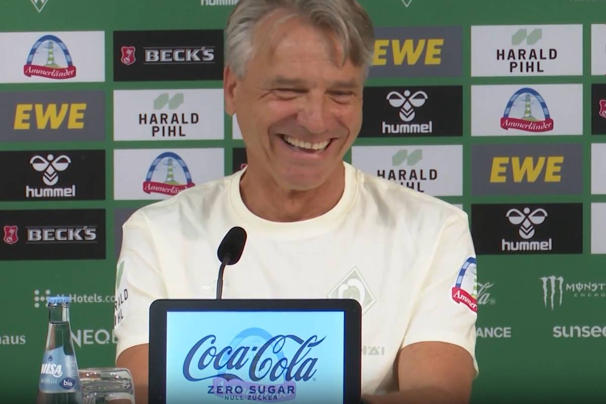 Holt Werder einen "Aurafarmer"? Wäre es ""delulu, auf Europa zu geiern"? Eine Reporterin des Jugendradios "Bremen Next" fordert den neuen Coach Horst Steffen und Boss Clemens Fritz mit einer Jugendwort-Kaskade heraus - und sorgt für Amüsement.