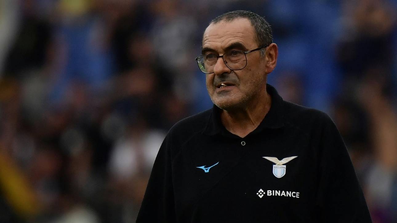 Wegen Rasen: Sarri droht mit Rücktritt