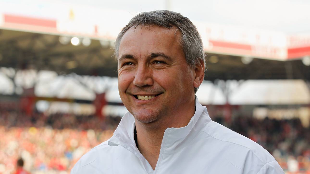 Pacult vor Comeback in vierter Liga