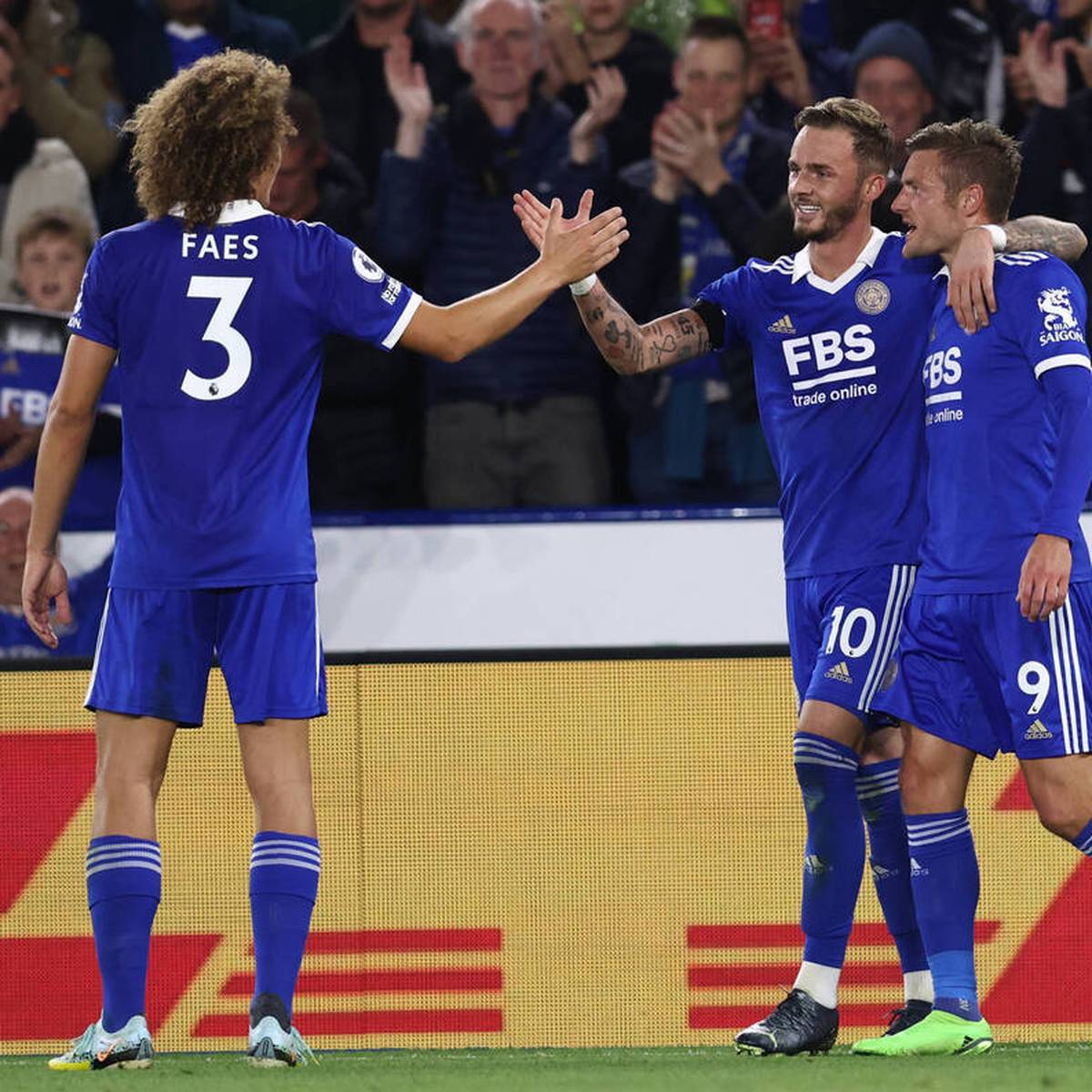 Leicester City düpiert Aufsteiger Nottingham Forest und feiert den ersten Saisonsieg. Matchwinner für die Foxes wird James Maddison.