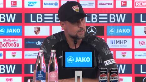 Sebastian Hoeneß macht Deniz Undav zum neuen VfB-Kapitän. Auf der Pressekonferenz vor dem Bundesliga-Start erklärt der Trainer der Schwaben seine Entscheidung. 
