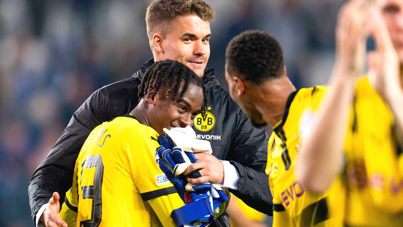 Alexander Meyer (hinten) hätte den BVB auch verlassen können