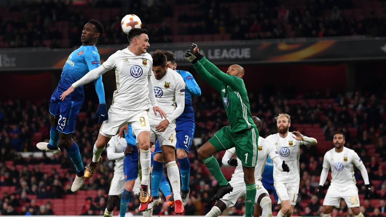 Arsenal trotz Blamage weiter