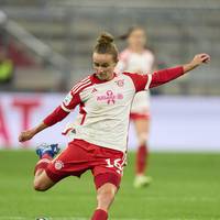Bayern-Star begründet Aus als Kapitänin