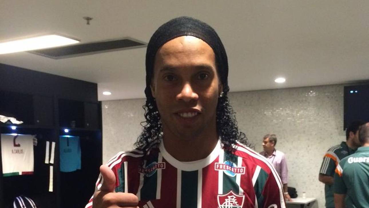 Fluminense stellt Ronaldinho vor