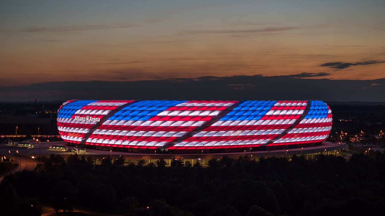 Bayerns Arena erstrahlt in USA-Farben