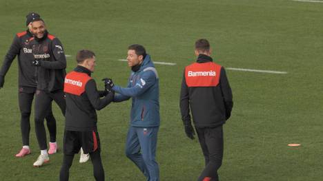 Bayer Leverkusen geht fest von einem Verbleib von Topstar Florian Wirtz über den Sommer hinweg aus. 