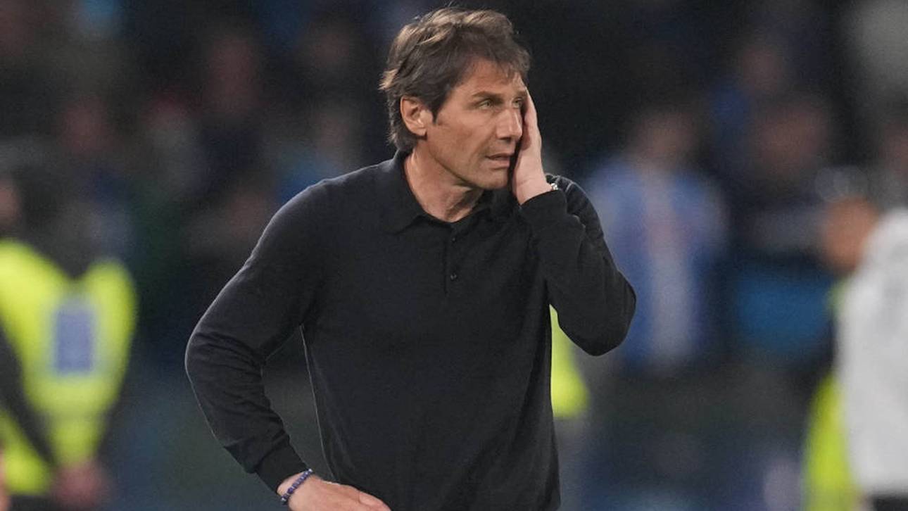 Antonio Conte bangt nach dem Ausrutscher von Neapel gegen Genua um den Scudetto