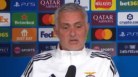 Benfica-Coach José Mourinho spricht vor dem Duell mit Newcastle über den Abgang von Alexander Isak und Neuzugang Nick Woltemade.