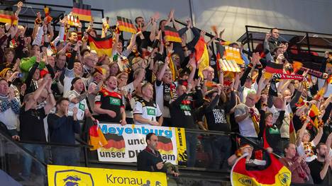 Die Handball-EM der Männer 2020 in Deutschland hat viele begeisterte Zuschauer angezogen