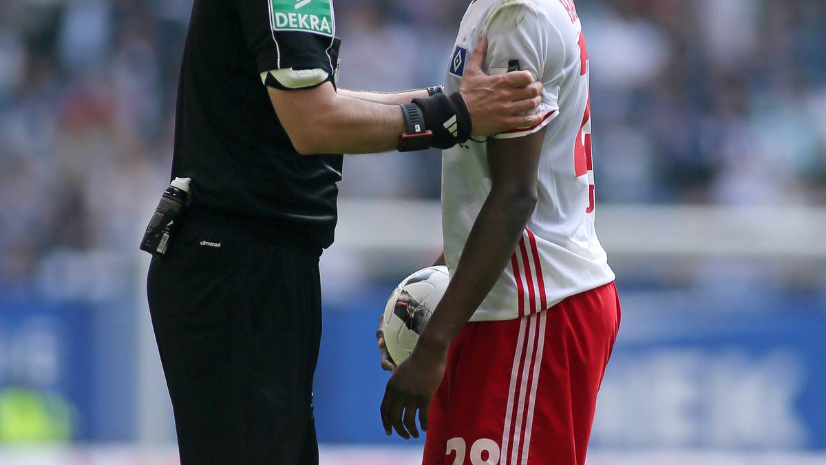 Auch GIDEON JUNG kommt aus der eigenen Jugend und hat sich im Profikader etabliert. Ihn könnte der Klub zu Geld machen, doch die Bosse können sich auch einen Verbleib vorstellen. Sein Kontrakt läuft noch bis 2022