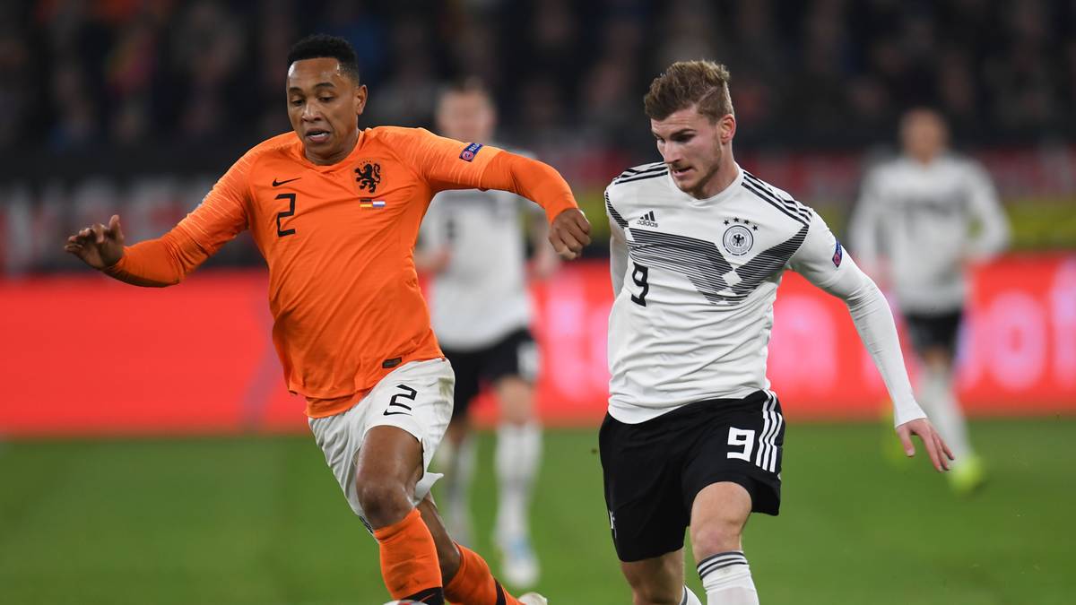 "La Stampa": "Noch ein Comeback, wieder ein Blackout am Ende der Partie."