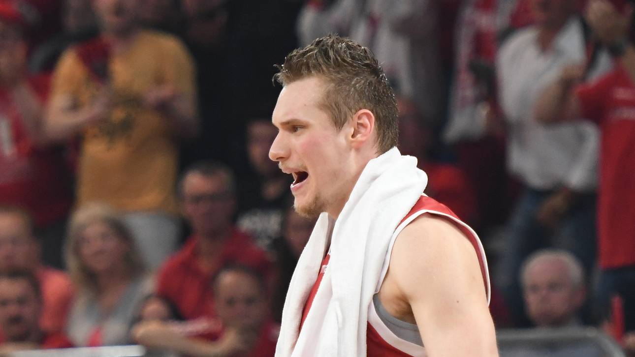 Brose Baskets Bamberg v ratiopharm Ulm - BEKO BBL Final Game 3