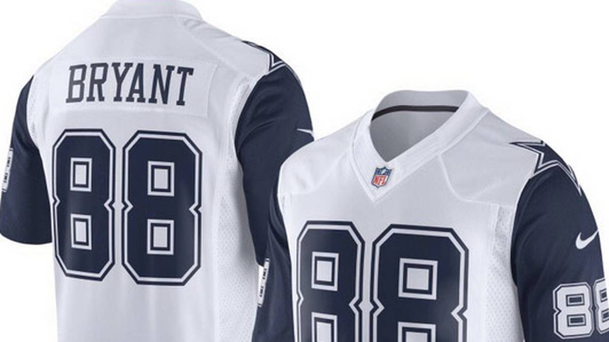 Wesentlich schlichter sind die Dallas Cowboys unterwegs. Ihr Einheitstrikot dürfen die Texaner gleich zweimal tragen, an Thanksgiving (24.11.) gegen die Washington Redskins und eine Woche später gegen die Minnesota Vikings