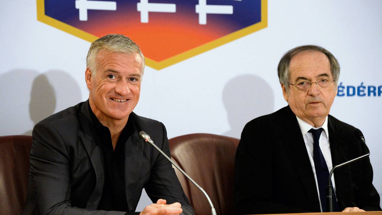 Deschamps bleibt Trainer von Frankreich