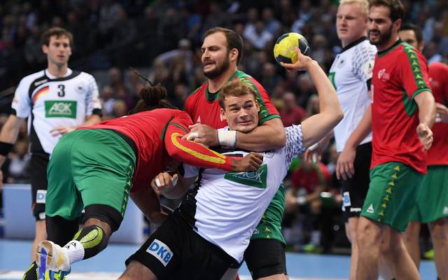 Handballregeln Freiwurf Siebenmeter Zeitstrafe Sport1 Klart Auf