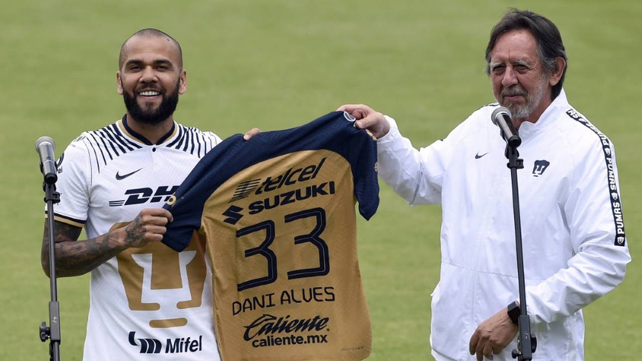 Oldie Alves setzt Karriere in Mexiko fort