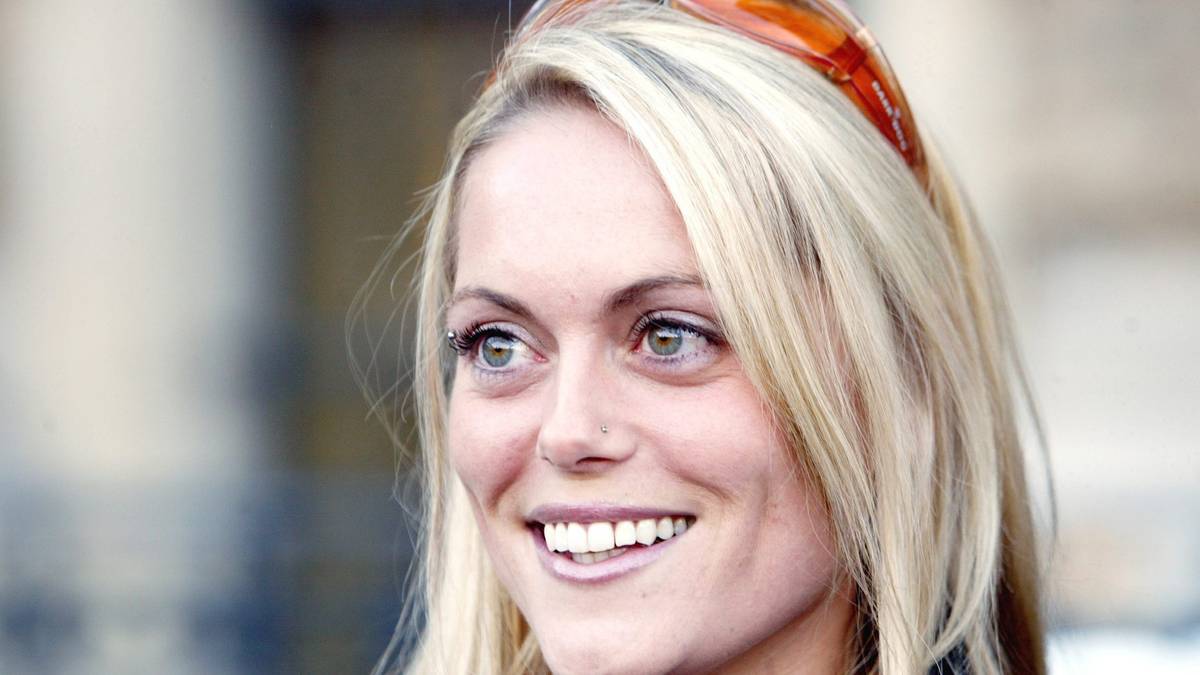 Aber auch abseits vom Motorsport weiß Katja Poensgen durch ihr Lächeln zu überzeugen