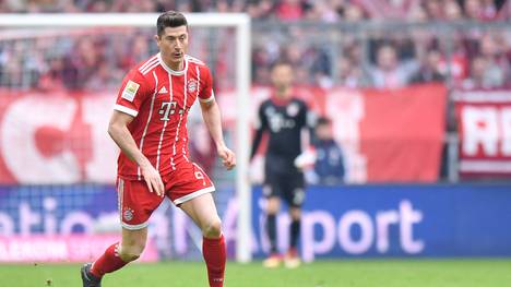 Bayerns Robert Lewandowski sitzt gegen Leipzig vorerst auf der Bank