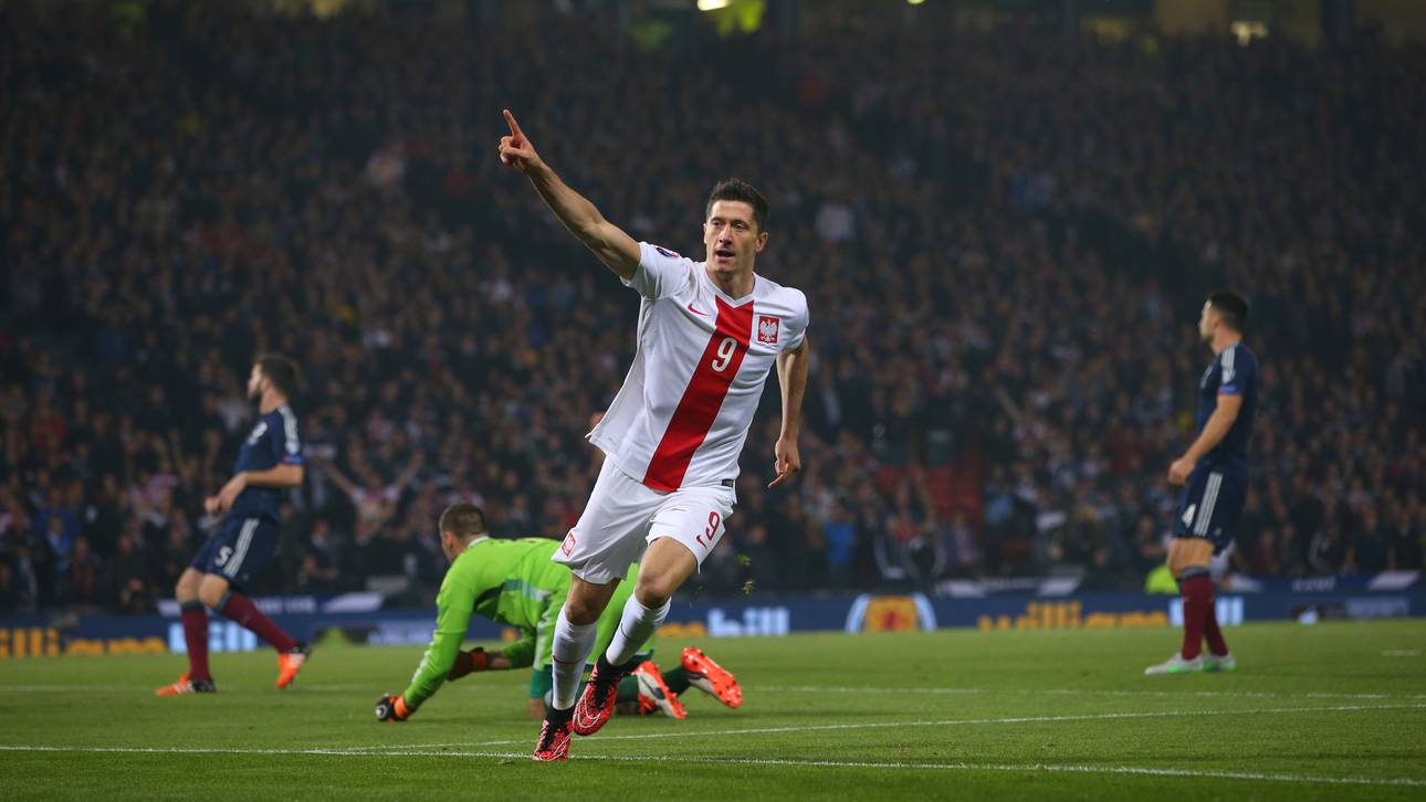 Shitstorm nach Selfie mit Lewandowski