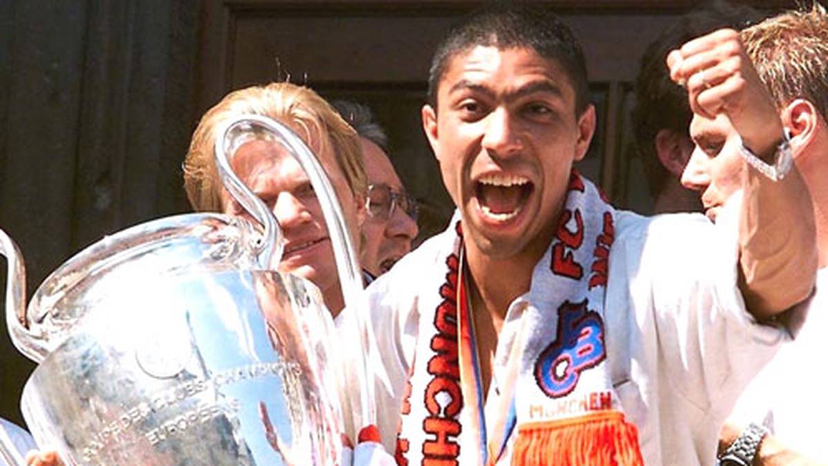 Bis heute Publikumsliebling in München und Stuttgart ist Giovane Elber. 2001 jubelt er auf dem Münchner Rathausbalkon mit dem Champions-League-Pokal...