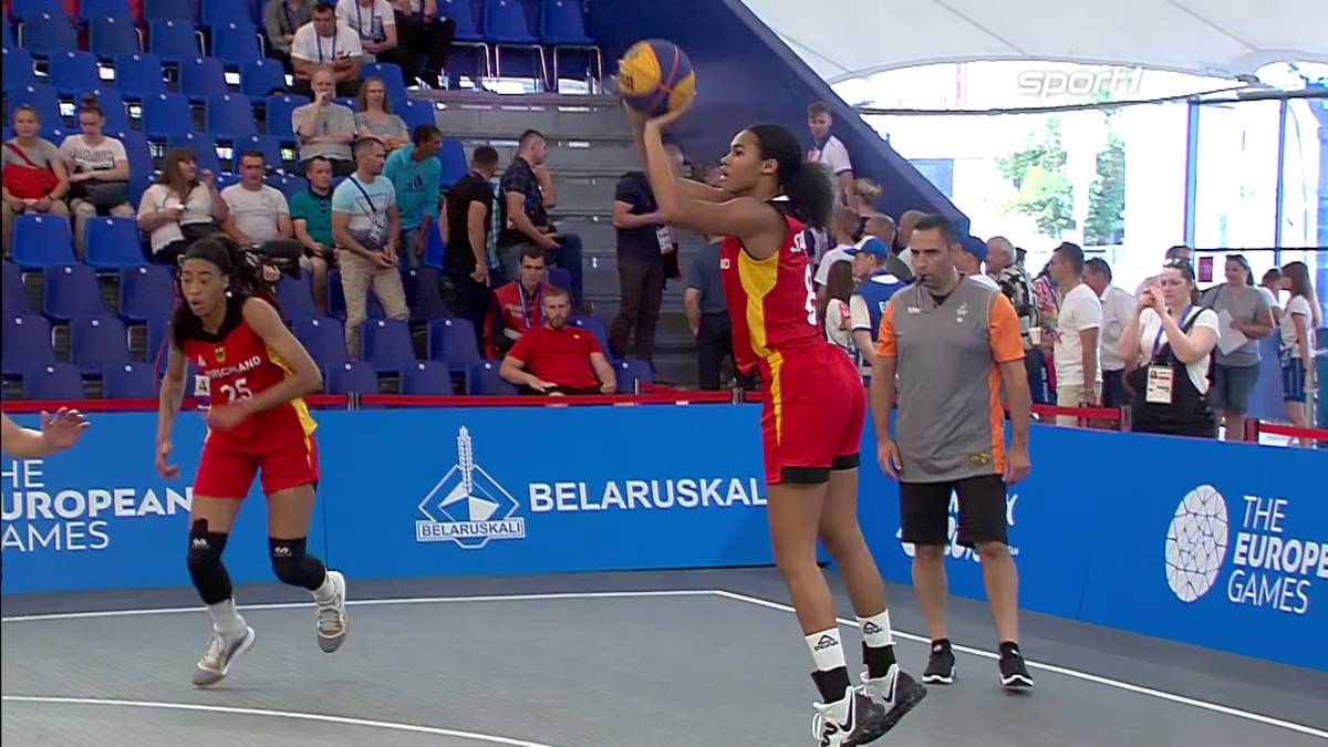 3x3-BASKETBALL: Erstmals im Programm hinkt Deutschland aktuell noch etwas hinterher in der Entwicklung. Mit dem Halbfinal-Einzug bei den European Games haben die Frauen um College-Star Satou Sabally ihr Potenzial aber bereits angedeutet