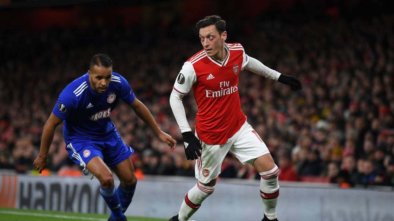 Unai Emery äußert Kritik an Ex-Nationalspieler Mesut Özil