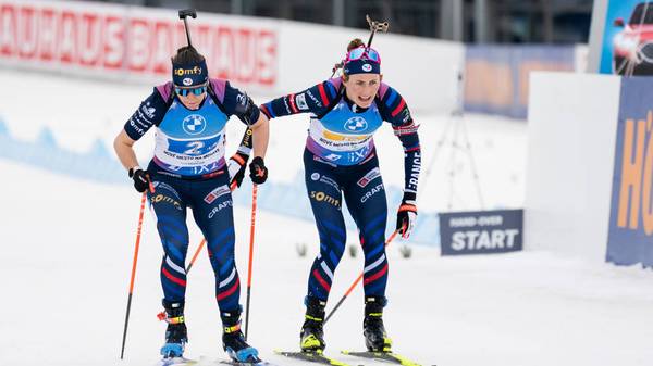 Siege trotz Skandal: Coach begeistert von Biathlon-Duo