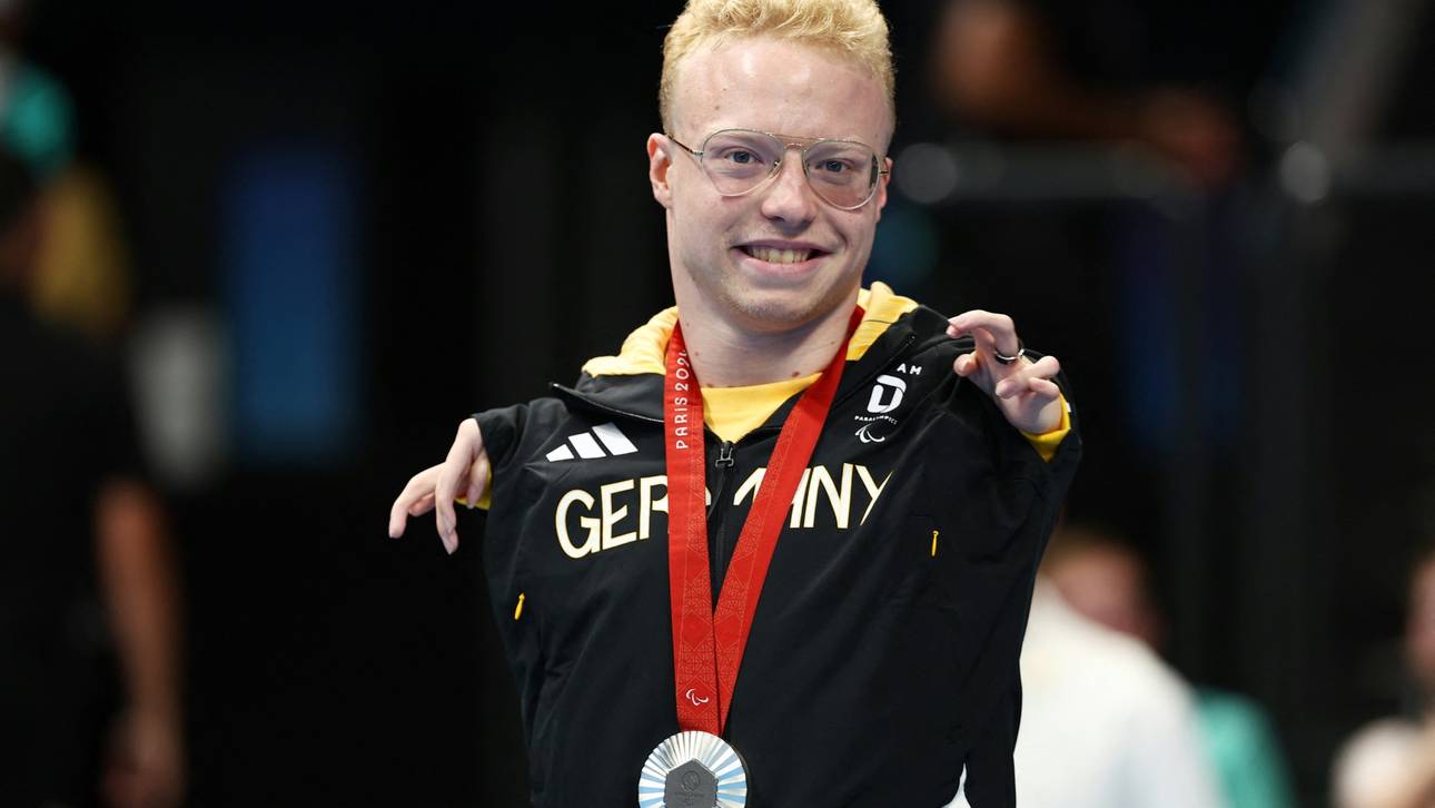 Auszeichnung für Schwimm-Ass Topf