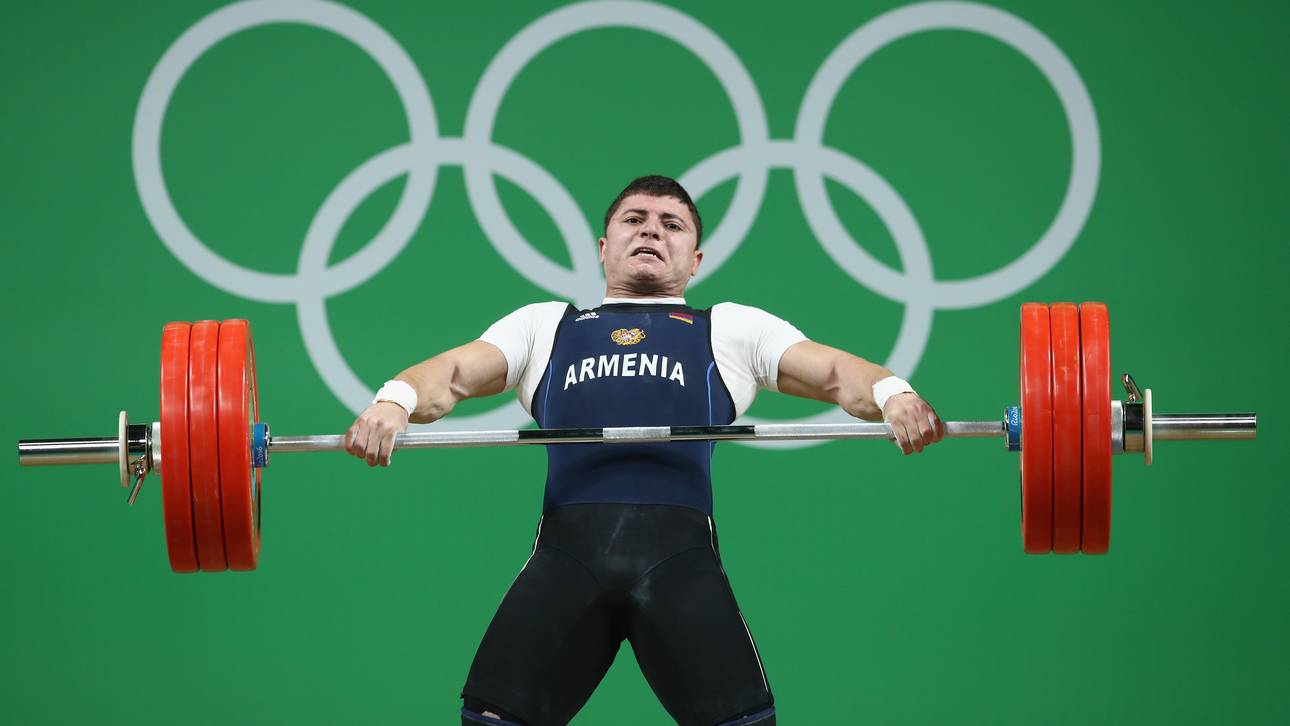 Weightlifting - Olympics: Day 5